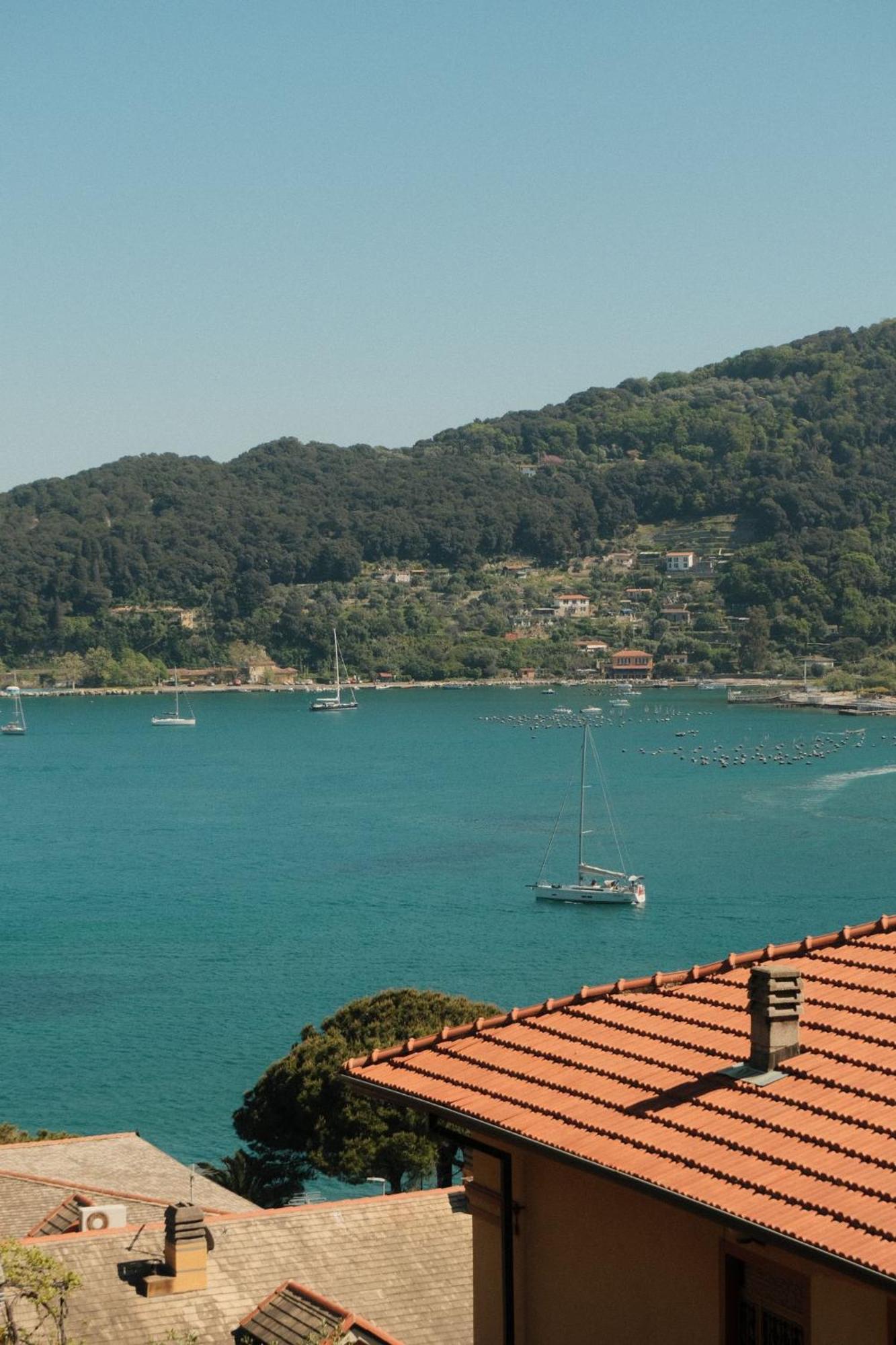 Casa Vacanze Ibiscus Porto Venere Luaran gambar